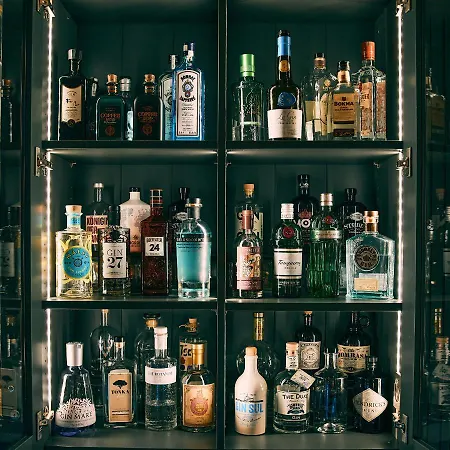 Fuchsbau Romantik & Restaurant & Fox Bar 酒店 4*