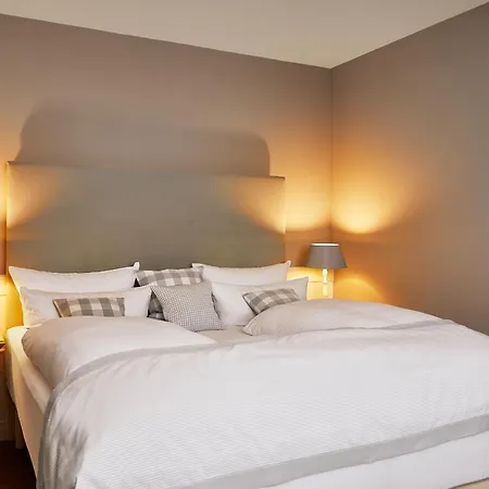 Fuchsbau Romantik & Restaurant & Fox Bar