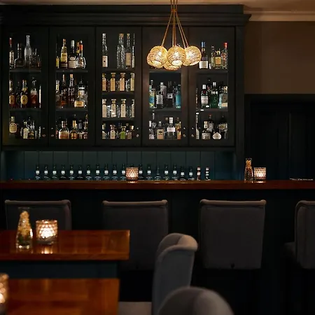 酒店 Fuchsbau Romantik & Restaurant & Fox Bar
