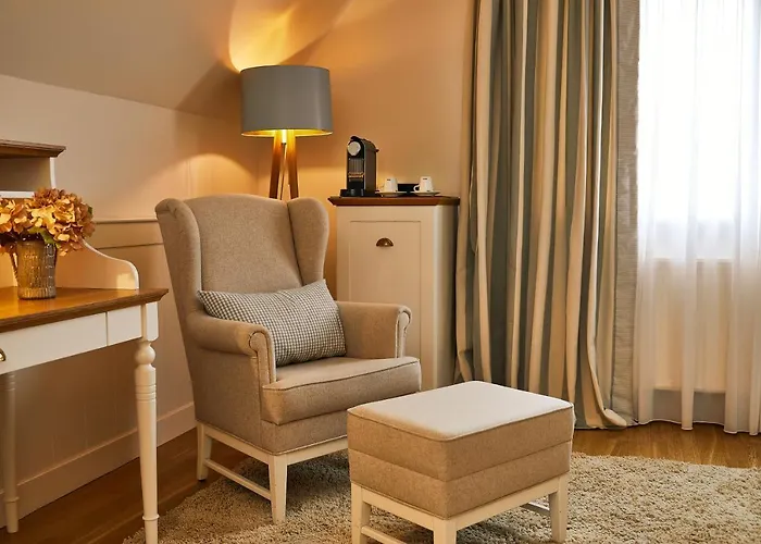 Fuchsbau Romantik & Restaurant & Fox Bar 蒂门多弗施特兰德