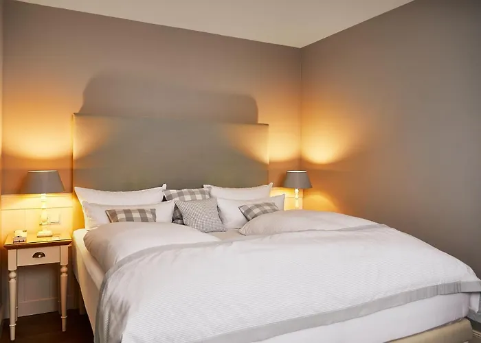 Fuchsbau Romantik & Restaurant & Fox Bar