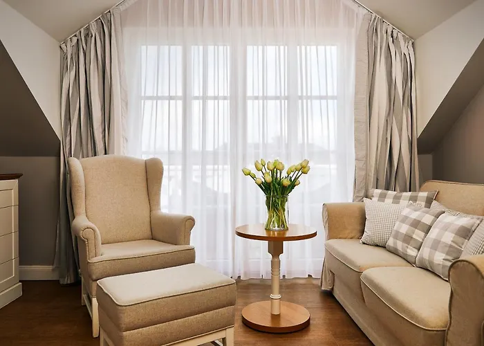 Fuchsbau Romantik & Restaurant & Fox Bar Тиммендорфер-Штранд