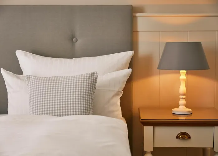 Fuchsbau Romantik & Restaurant & Fox Bar 蒂门多弗施特兰德