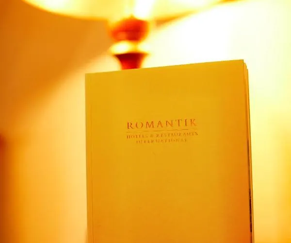 酒店 Fuchsbau Romantik & Restaurant & Fox Bar