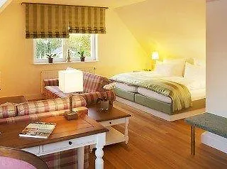 Fuchsbau Romantik & Restaurant & Fox Bar Отель 4*