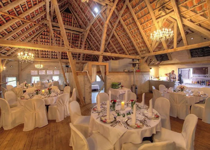 Отель Fuchsbau Romantik & Restaurant & Fox Bar 4*